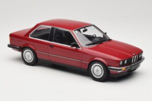 BMW 323i E30 Carmine Minichamps 1:18 155026008 Metaal — afbeelding 4 van 6