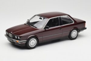 BMW 323i E30 Dark Red Metallic Minichamps 1:18 155026007 Metaal