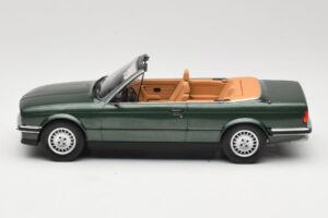 BMW 325i E30 Cabriolet Groen MCG 1:18 MCG18545 Metaal — afbeelding 3 van 6