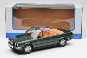 BMW 325i E30 Cabriolet Groen MCG 1:18 MCG18545 Metaal — afbeelding 6 van 6