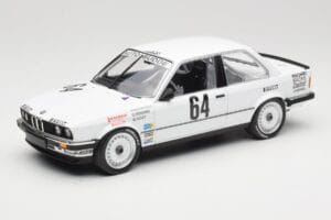 BMW 325i E30 #64 Auto Budde K. Oestreich / E. Rensing Winner 24 Hours Nürburgring 1986 Minichamps 1:18 155862664 Metaal