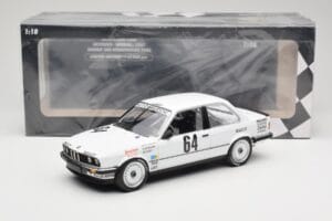 BMW 325i E30 #64 Auto Budde K. Oestreich / E. Rensing Winner 24 Hours Nürburgring 1986 Minichamps 1:18 155862664 Metaal — afbeelding 6 van 6