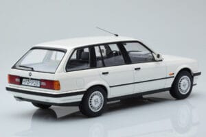 BMW 325i E30 Touring Wit Gelimiteerde Editie Norev 1:18 183217 Metaal — afbeelding 2 van 6