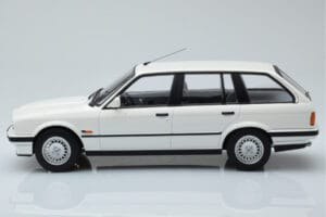 BMW 325i E30 Touring Wit Gelimiteerde Editie Norev 1:18 183217 Metaal — afbeelding 3 van 6
