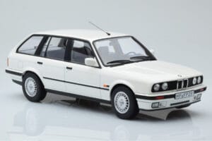 BMW 325i E30 Touring Wit Gelimiteerde Editie Norev 1:18 183217 Metaal — afbeelding 4 van 6