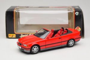 BMW 325i E36 Cabriolet Rood Maisto 1:18 50229 Metaal — afbeelding 8 van 8
