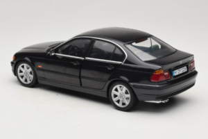 BMW 328i E46 Zwart UT Models 1:18 80439422373 Metaal — afbeelding 7 van 8