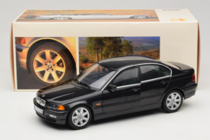 BMW 328i E46 Zwart UT Models 1:18 80439422373 Metaal — afbeelding 8 van 8