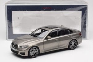 BMW 330i G20 Zilver Norev 1:18 183275 Metaal — afbeelding 8 van 8