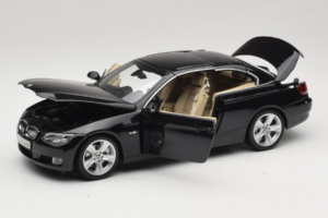 BMW 335i E93 Cabriolet Sapphire Black Kyosho 1:18 80430413375 Metaal — afbeelding 2 van 10