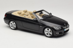 BMW 335i E93 Cabriolet Sapphire Black Kyosho 1:18 80430413375 Metaal — afbeelding 8 van 10