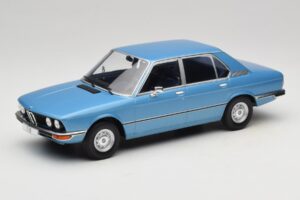 BMW 5 Series E12 Blauw MCG 1:18 MCG18541 Metaal