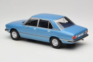 BMW 5 Series E12 Blauw MCG 1:18 MCG18541 Metaal — afbeelding 5 van 6