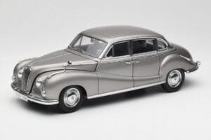 BMW 502 2.6 Luxus Silver Beige Metallic AUTOart 1:18 70591 Metaal