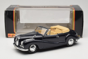 BMW 502 Cabriolet Zwart Maisto 1:18 31817 Metaal — afbeelding 8 van 8