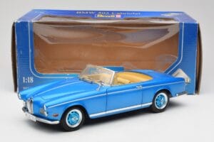 BMW 503 Cabriolet Riviera Blue Revell 1:18 08843 Metaal — afbeelding 9 van 9