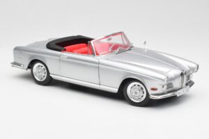BMW 503 Zilver Revell 1:18 18787 Metaal — afbeelding 6 van 8