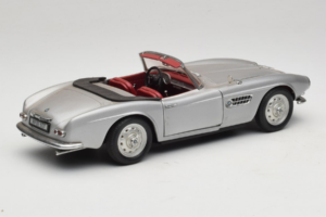 BMW 507 Cabriolet Zilver Revell 1:18 8829 Metaal — afbeelding 3 van 8