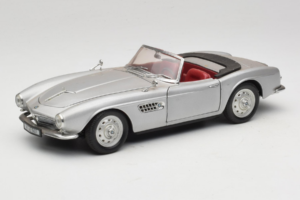 BMW 507 Cabriolet Zilver Revell 1:18 8829 Metaal