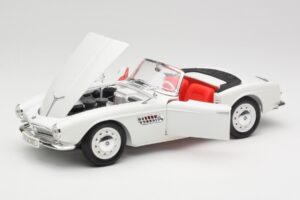 BMW 507 Touring Sport Feather White Revell 1:18 8810 Metaal — afbeelding 2 van 8