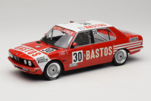 BMW 528i E28 #30 D. Quester / A. Hahne / E. Joosen 24 Hours of Spa Winner 1982 IXO 1:18 18RMC182A Metaal
