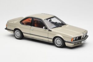 BMW 635 CSi E24 Bronzit Beige Metallic AUTOart 1:18 70523 Metaal — afbeelding 6 van 8