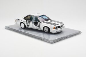 BMW 635 CSi E24 Art Car Robert Rauschenberg AUTOart 1:18 80430150924 Metaal — afbeelding 4 van 8