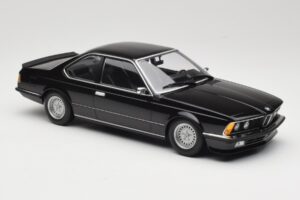 BMW 635 CSi E24 Black Metallic Minichamps 1:18 155028104 Metaal — afbeelding 4 van 6