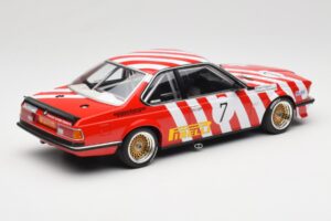BMW 635 CSi E24 #7 BMW Italia G. Brancatelli / H. Kelleners Brno Grand Prix 1984 Minichamps 1:18 155842507 Metaal — afbeelding 2 van 6