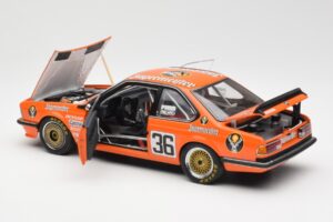 BMW 635 CSi E24 #1 European Touring Car Championship Jagermeister 1985 AUTOart 1:18 80430145825 Metaal — afbeelding 5 van 8