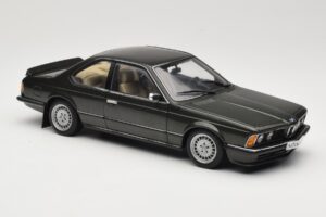 BMW 635 CSi E24 Malachit Green Metallic AUTOart 1:18 70522 Metaal — afbeelding 6 van 8