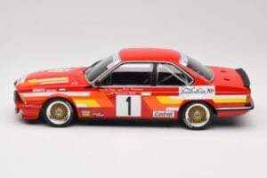 BMW 635 CSi E24 #1 U. Felder / D. Hamelmann Auto Budde Winners 24 Hours of Nürburgring 1985 Minichamps 1:18 155852501 Metaal — afbeelding 3 van 6