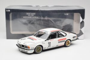 BMW 635CSi E24 Team Schnitzer Eterna #30 S. Bellof / S. Danner ETCC 1984 Minichamps 1:18 155832530 Metaal — afbeelding 6 van 6