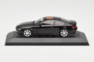 BMW 645i E63 Zwart Minichamps 1:43 80420393306 Metaal