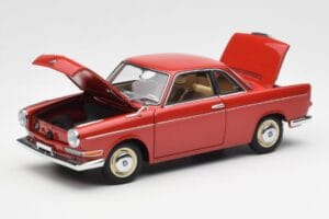 BMW 700 Sport Coupe Spanish Rood AUTOart 1:18 70652 Metaal — afbeelding 2 van 8