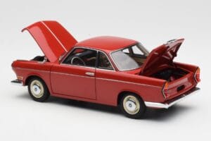 BMW 700 Sport Coupe Spanish Rood AUTOart 1:18 70652 Metaal — afbeelding 5 van 8