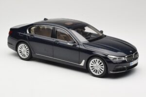 BMW 750Li F02 Imperial Blue Paragon 1:18 80432405586 Metaal — afbeelding 6 van 8