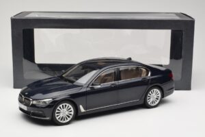 BMW 750Li F02 Imperial Blue Paragon 1:18 80432405586 Metaal — afbeelding 8 van 8