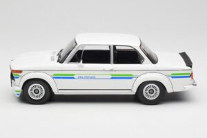 BMW Alpina 2002 E10 Turbo Wit MCG 1:18 MCG18409-R Metaal — afbeelding 3 van 6