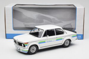 BMW Alpina 2002 E10 Turbo Wit MCG 1:18 MCG18409-R Metaal — afbeelding 6 van 6