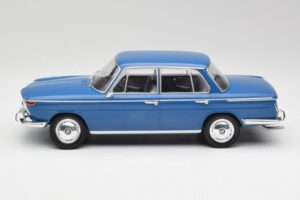 BMW 2000 Tilux E120 Caribe Blauw MCG 1:18 MCG18291 Metaal — afbeelding 3 van 6