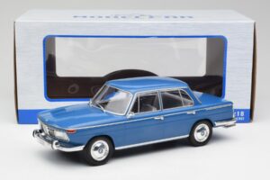 BMW 2000 Tilux E120 Caribe Blauw MCG 1:18 MCG18291 Metaal — afbeelding 6 van 6