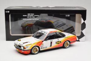 BMW 635CSi E24 BMW Italia #1 U. Grano / H. Kelleners Spa 1983 Minichamps 1:18 155832601 Metaal — afbeelding 6 van 6