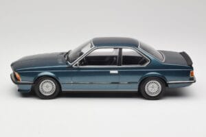BMW 635 CSi E24 Petrol Blue Metallic Minichamps 1:18 155028108 Metaal — afbeelding 3 van 6