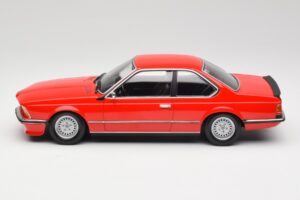 BMW 635 CSi E24 Rood Dealer Editie Minichamps 1:18 80435B5D026 Metaal — afbeelding 3 van 6