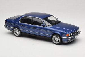 BMW Alpina B11 E32 3.5 Metallic Blue MCG 1:18 MCG18232 Metaal — afbeelding 4 van 6