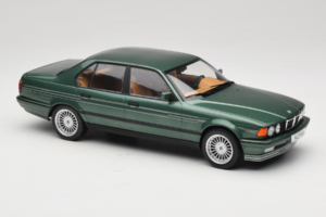 BMW Alpina B11 E32 3.5 Metallic Green MCG 1:18 MCG18233 Metaal — afbeelding 4 van 6