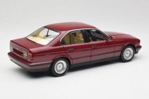 BMW 535i E34 Rood Minichamps 1:18 100024002 Metaal — afbeelding 3 van 8