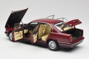 BMW 535i E34 Rood Minichamps 1:18 100024002 Metaal — afbeelding 5 van 8