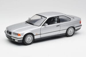 BMW 3 Series E36 Coupe Zilver UT Models 1:18 180023321 Metaal